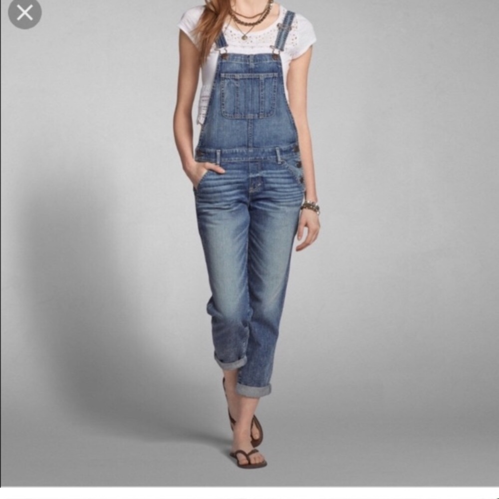 Abercrombie & Fitch Medium Wash Boyfriend Overalls Size S